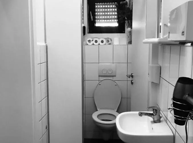 Pensionlien * Koethen (Anhalt)